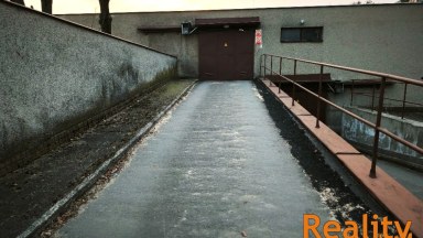 pronájem garáže - Otrokovice, sídliště Trávníky (ul. SNP 281) 