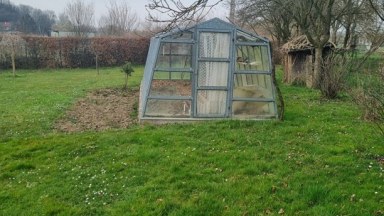 Pronájem zděné chaty se zahradou